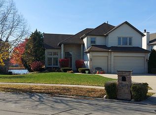 687 Goldenrod Dr, Bolingbrook, IL 60440