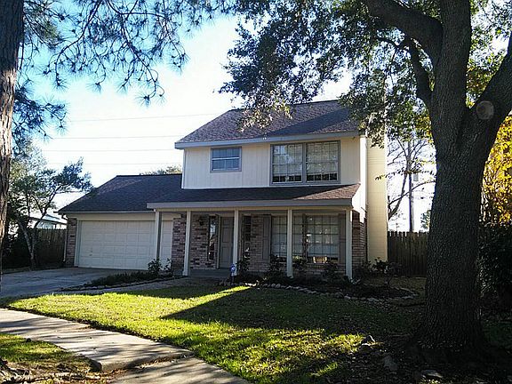 2nd image of 18011 Pinson Dr
