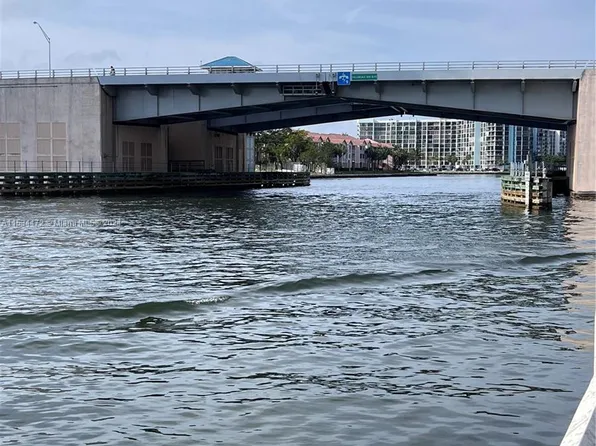 1825 S Ocean Dr APT 306, Hallandale, FL 33009