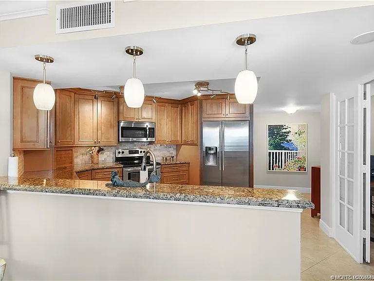 9550 S Ocean Dr #705 — Photo 6