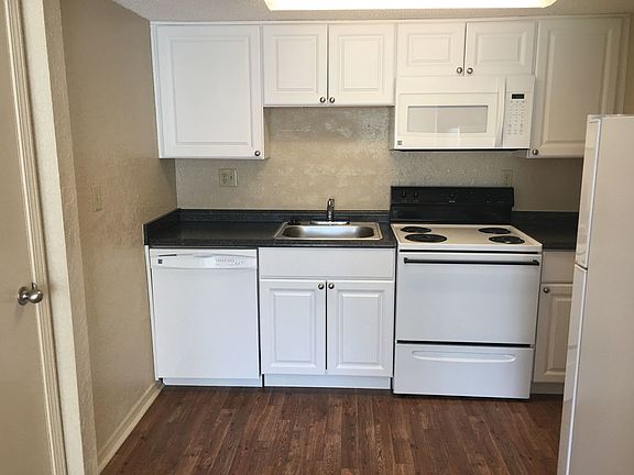 White Shaker Cabinets