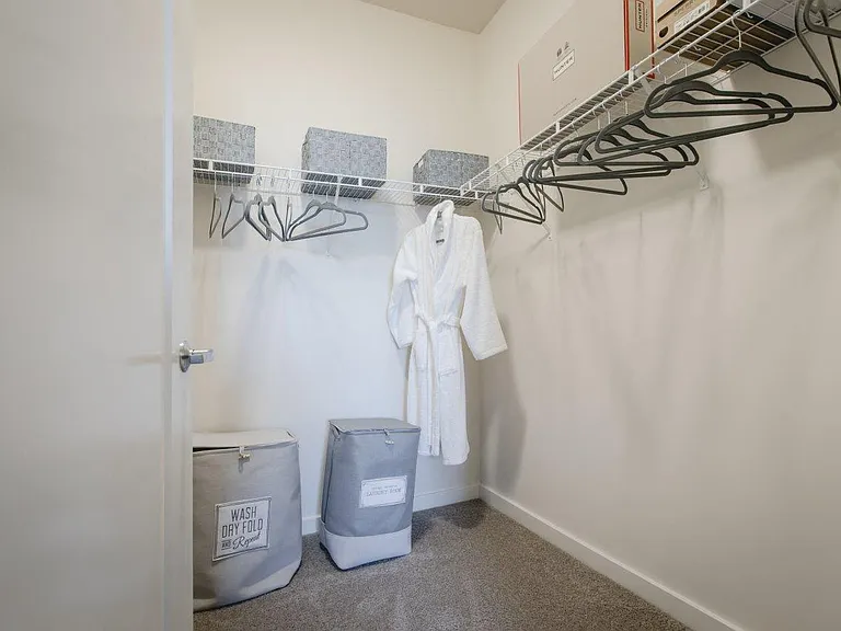 Park West 205 Apartment Homes — Photo 8