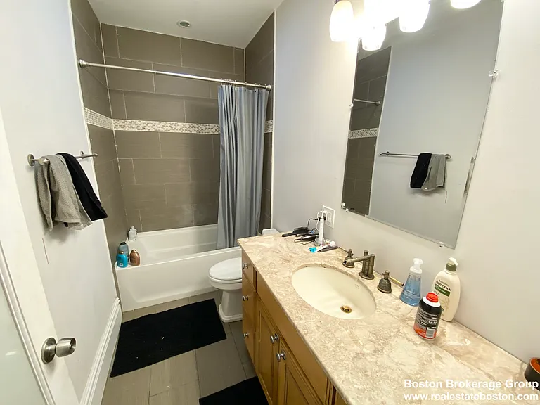 89 Cedar St #3 — Photo 9
