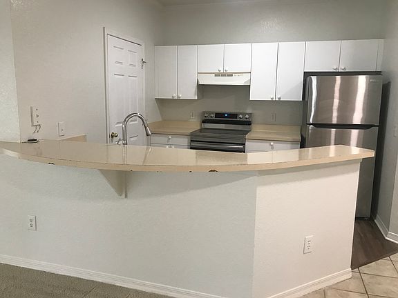 5th image of 3615 Conroy Rd APT 638