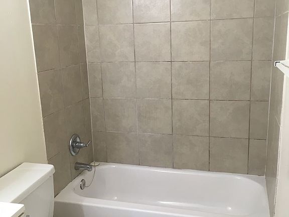3rd image of 440 Princeton Dr SE APT 7