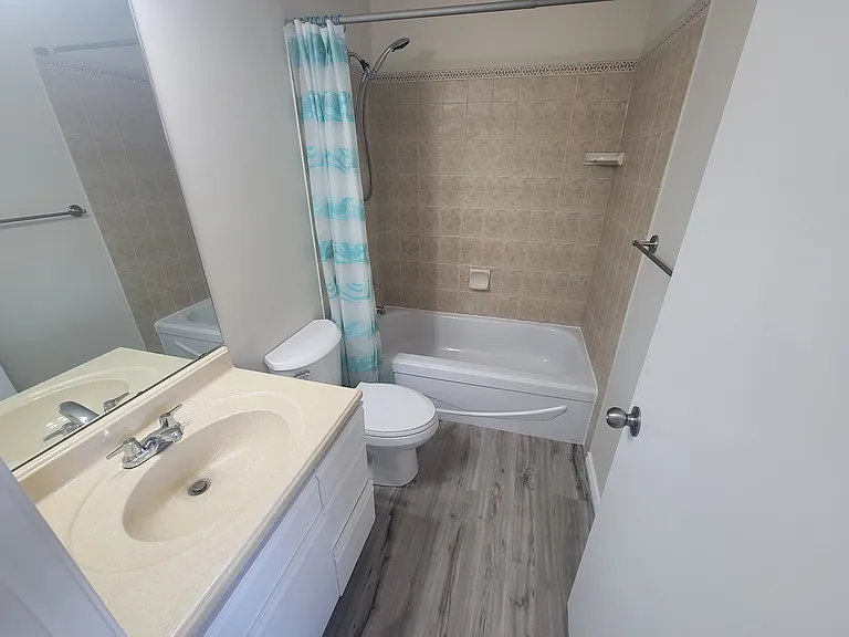 8006 15a Ave NW — Photo 10
