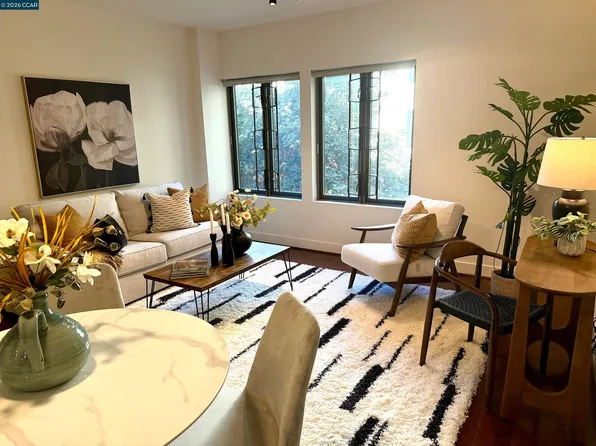 438 W Grand Ave APT 528, Oakland, CA 94612