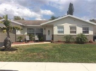 22722 SW 65th Cir, Boca Raton, FL 33428