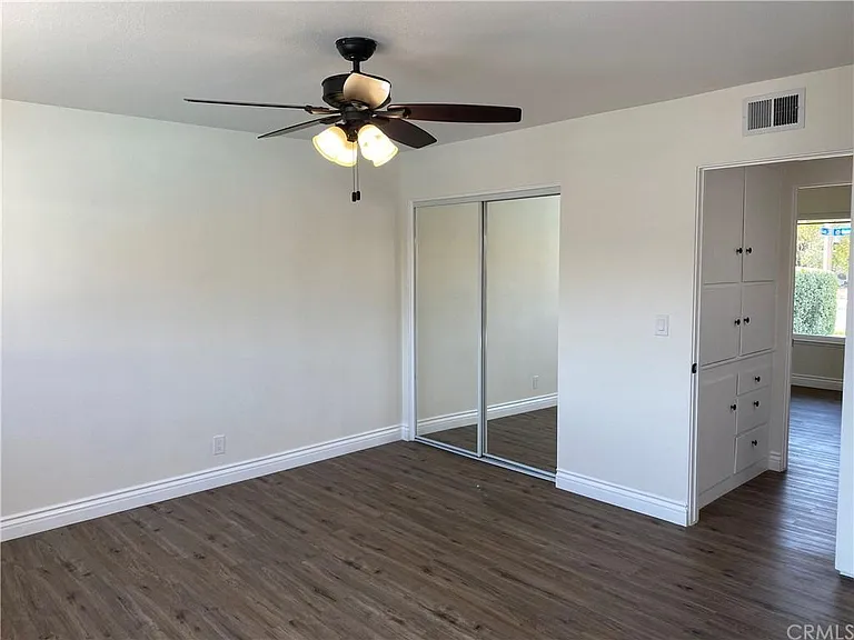 1246 E Quincy Ave — Photo 14