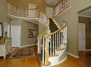 1533 Wilmot Rd, Deerfield, IL 60015