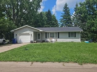 745 Derrick Dr, New Richmond, WI 54017