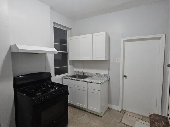 310 14th Ave, Newark, NJ