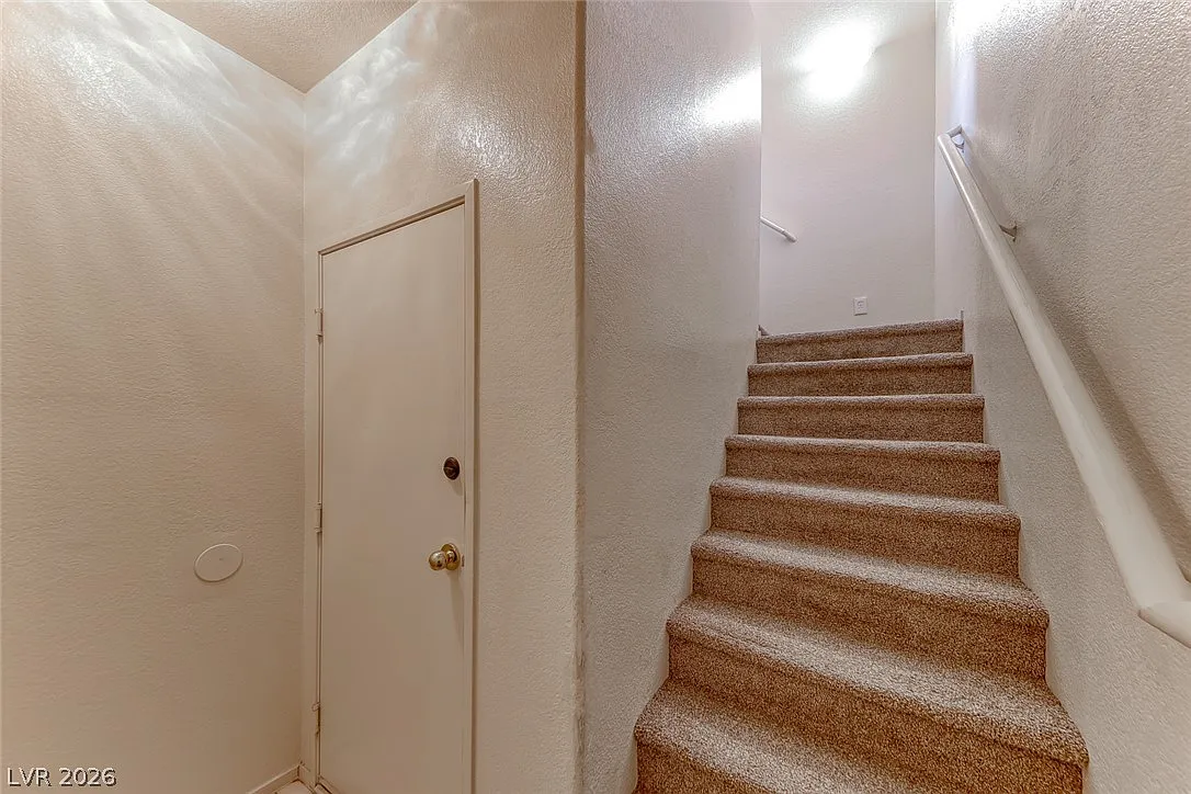 2 bed, 2.0 bath, 1079 sqft, $1,445 — Photo 3