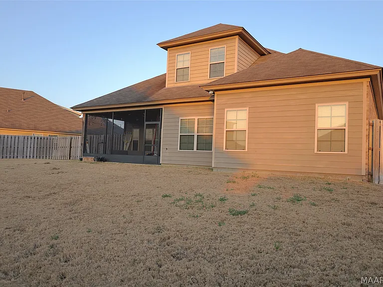 9408 Tillman Ct — Photo 3
