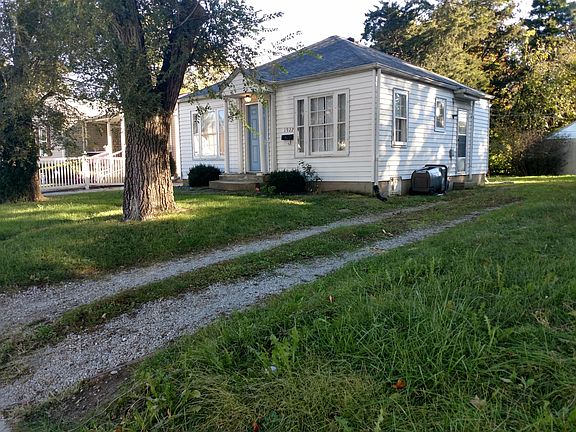 4th image of 1927 Winfield Ave