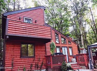 135 Walnut St, Greentown, PA 18426