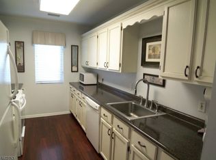 148 Sunrise Dr, Whippany, NJ 07981