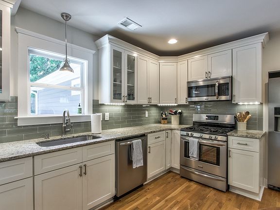 5th image of 909 Chickasaw Ave