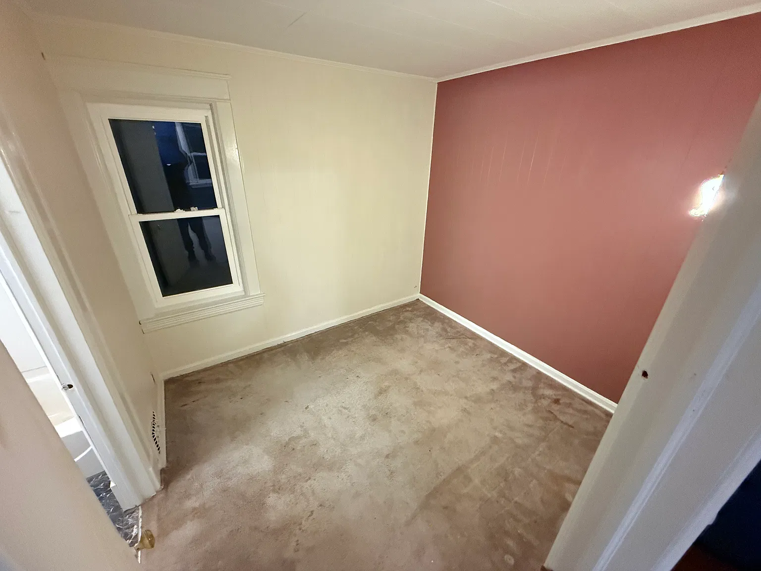 2 bed, 1000 sqft, $950 — Photo 1