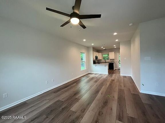 3rd image of 321 Dunwoody Ct