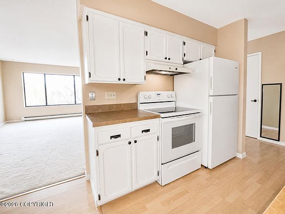 4th image of 3100 Ward Pl APT 30