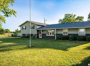 411 S Pinkerton Rd, Hanna City, IL 61536