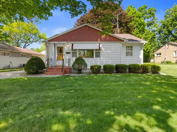 1420 Neenah STREET, Watertown, WI 53094
