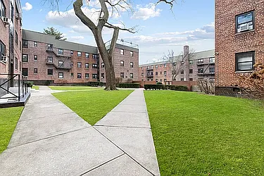 Rented by REAL New York