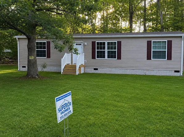 33350 Sycamore St, Ocean View, DE 19970