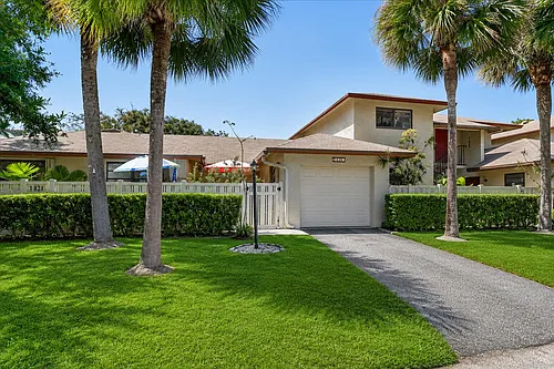 1821 NE 40th Ct #305 Photo 1 1821 NE 40th Ct #305 Photo 1