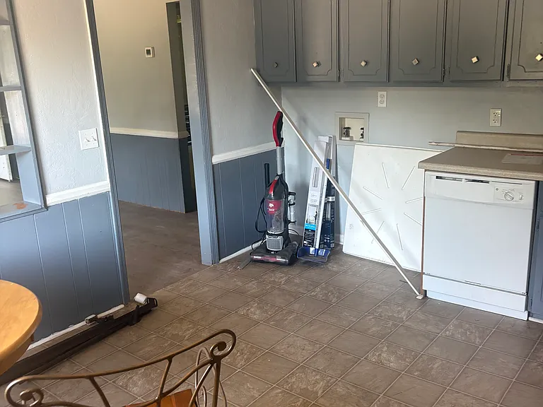 142 Calvin Ct #C — Photo 5