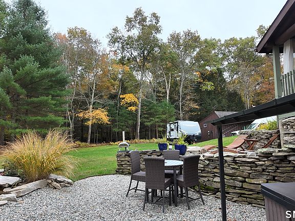 4th image of 134 Slater Hill Road