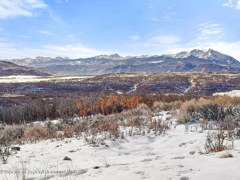 2103 Ten Peaks Mesa Rd — Photo 20