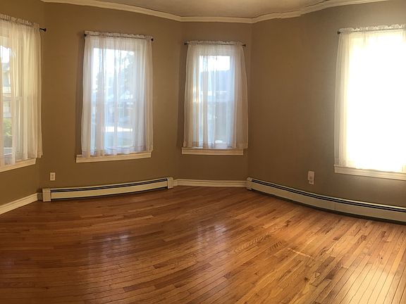1st Floor - Living Room