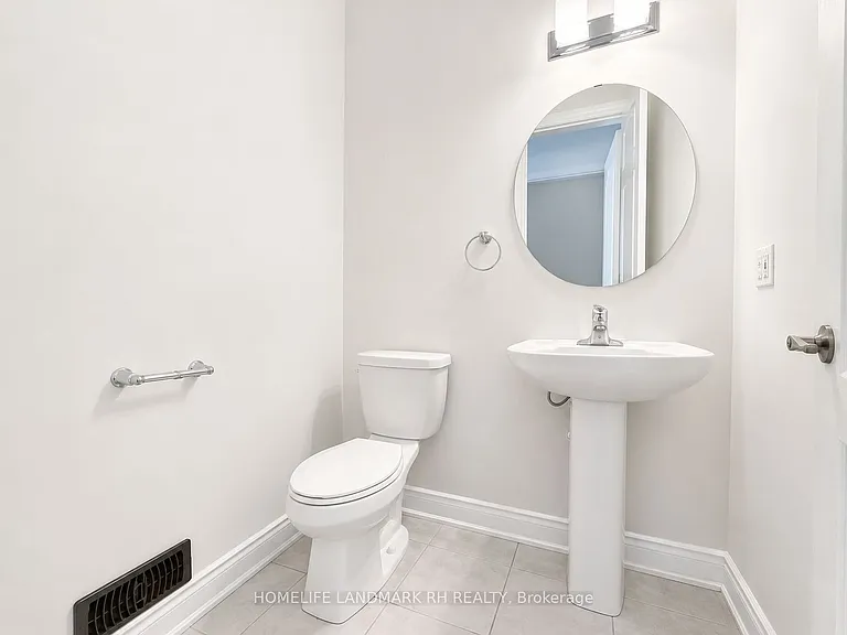 23 Clara May Ave — Photo 14