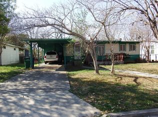830 Cravens Ave, San Antonio, TX 78223