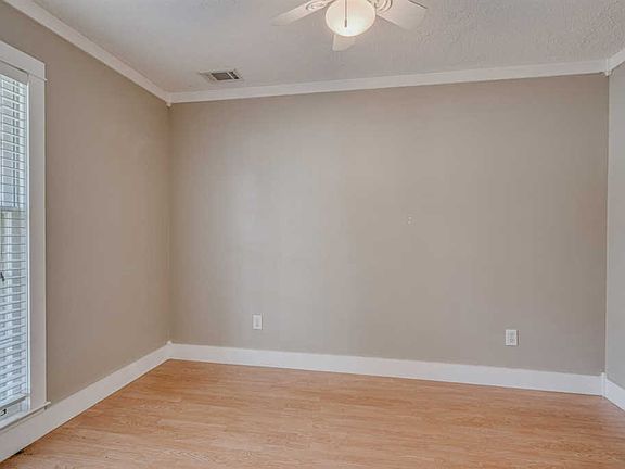 5th image of 6101 Southampton Dr