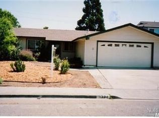 1304 San Rafael Dr, Petaluma, CA 94954