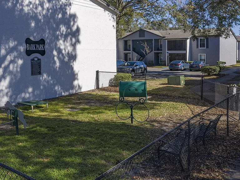 Parke East — Photo 15
