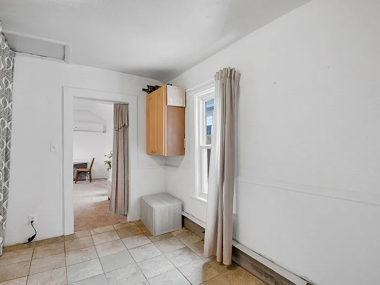 2708 W 13th Ave — Photo 2