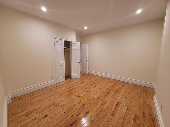 5th image of 265 W 81st St #2Z