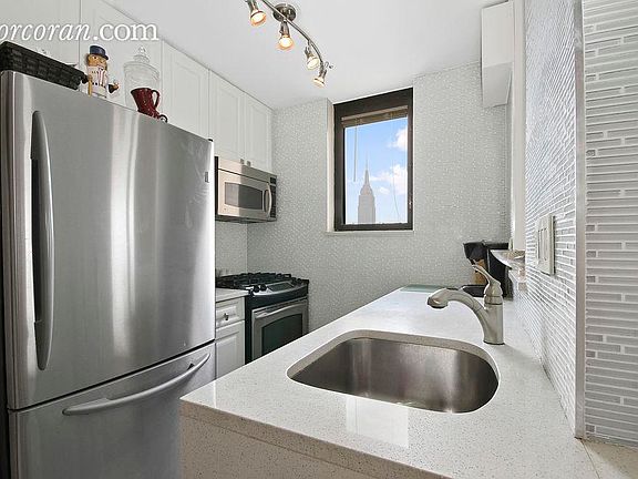 3rd image of 330 E 38th St APT 54E