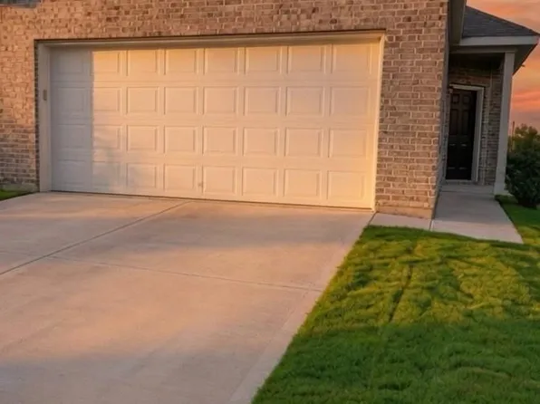 1426 Desire Ln, Bryan, TX 77803