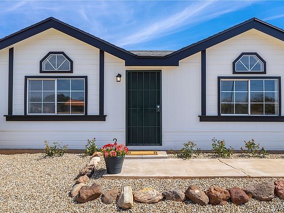 3rd image of 5845 W Abrigo Drive