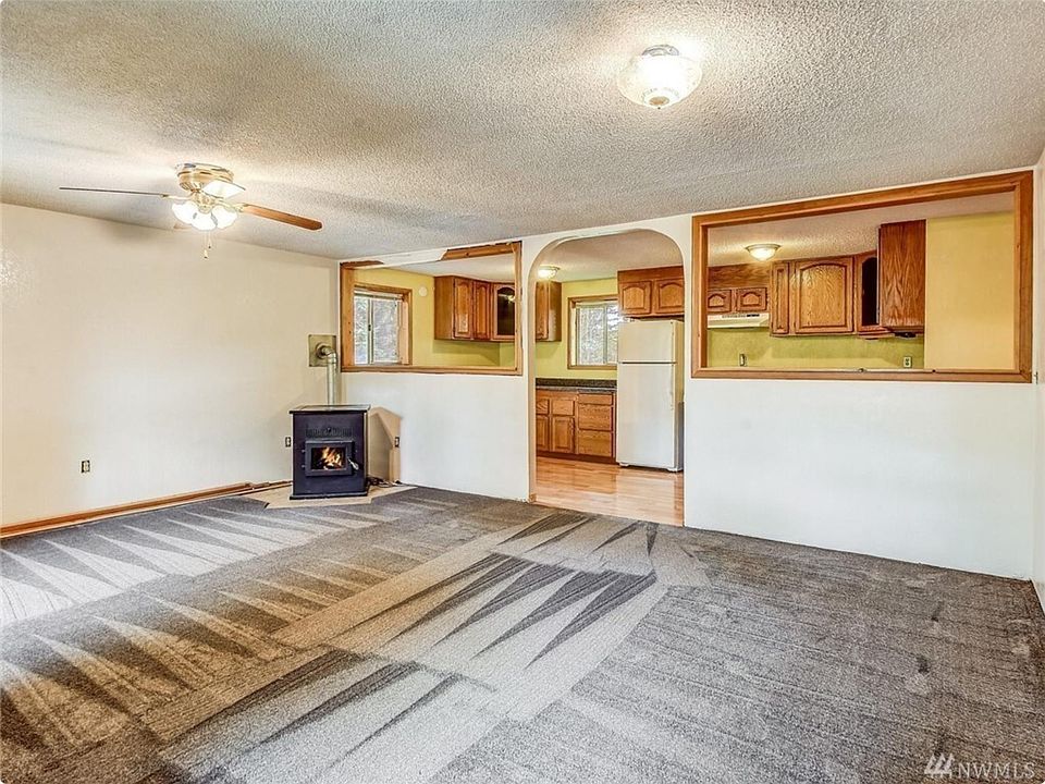 Main living room/kitchen area