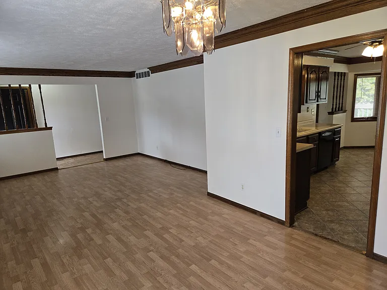 3802 Gnarl Tree Ln — Photo 8