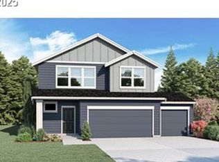 2917 V St, Springfield, OR 97477