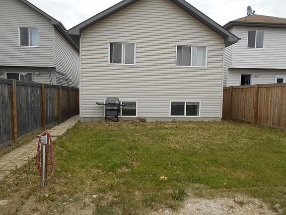 3rd image of Basement 29a Ave #2349