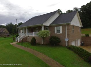 670 Sonnys Ln, Dora, AL 35062