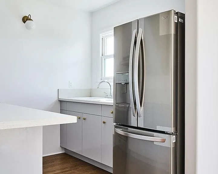 2191 El Sereno Ave — Photo 4